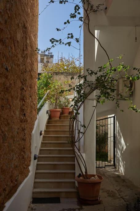 Appartement The Sunny House à Athènes Extérieur photo